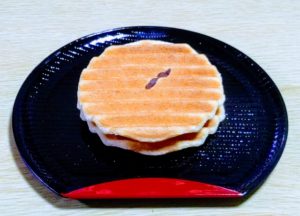 鼓月千寿せんべいとミニ（姫）の味別カロリーは？賞味期限や口コミ評判も紹介
